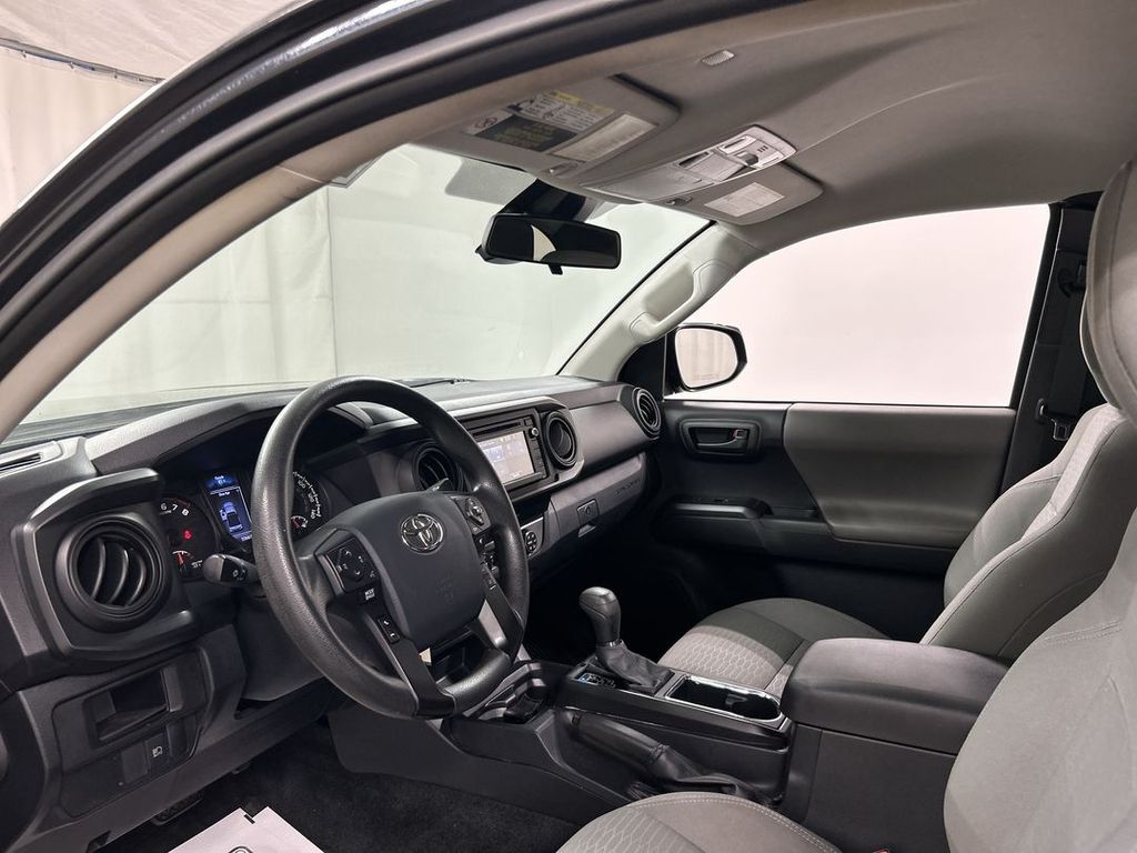 2019 Toyota Tacoma SR - Photo 18