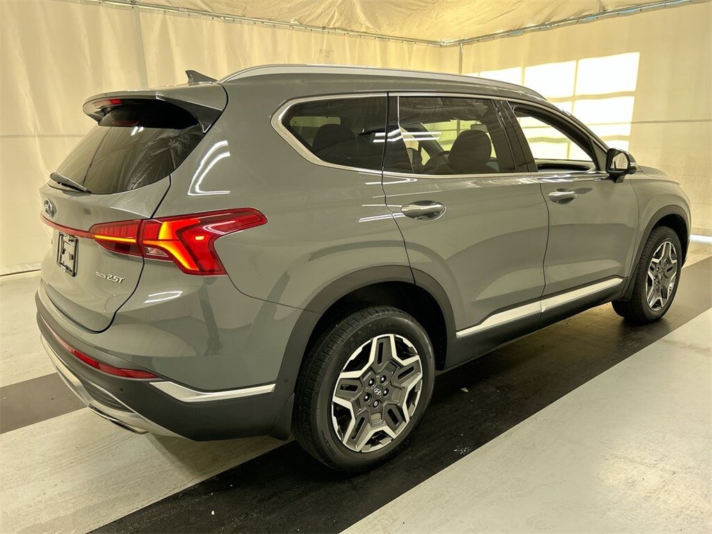 2023 Hyundai Santa Fe Limited photo 2