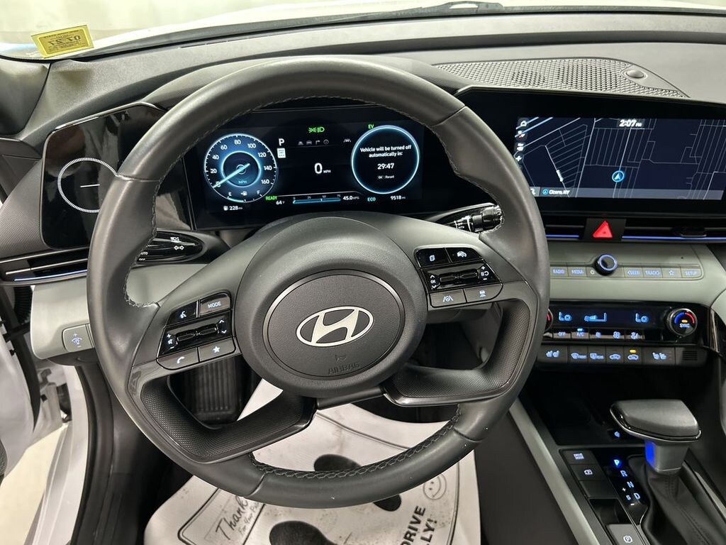 Used 2025 Hyundai Elantra Hybrid Limited Sedan