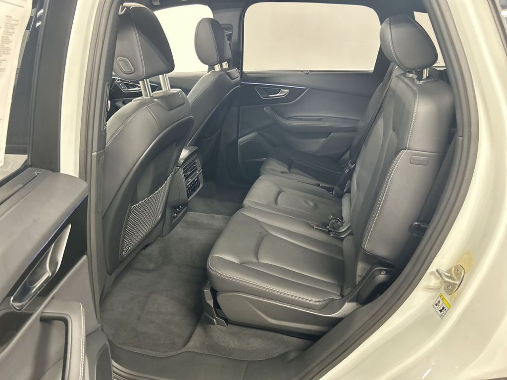 2025 Audi Q7 Premium Plus - Photo 19