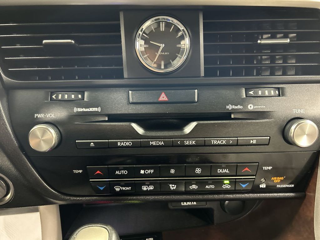2020 Lexus RX 350 - Photo 17