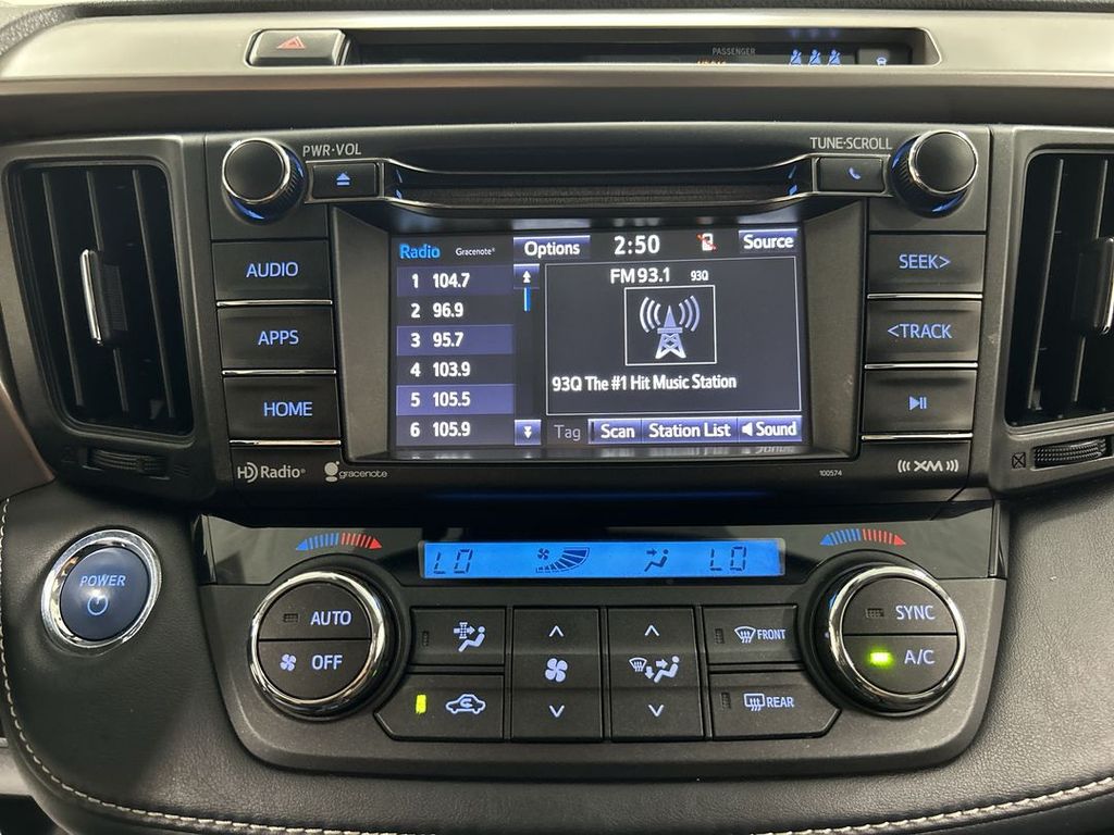2017 Toyota RAV4 XLE - Photo 14