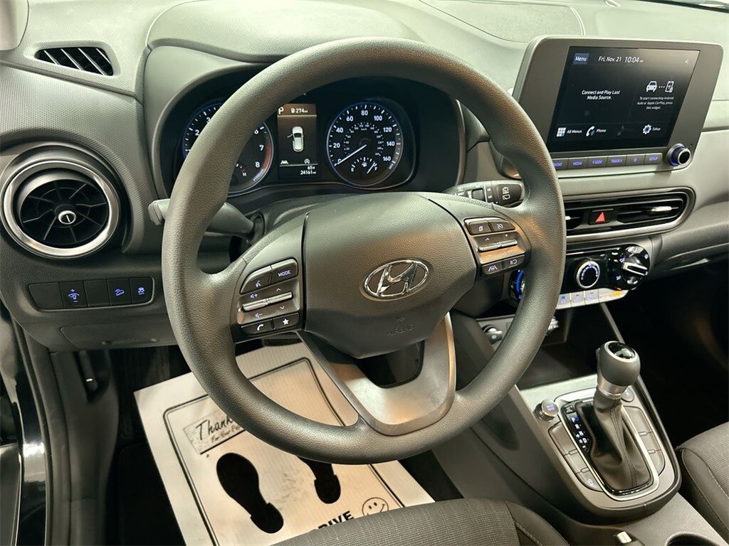 2023 Hyundai Kona SEL photo 4