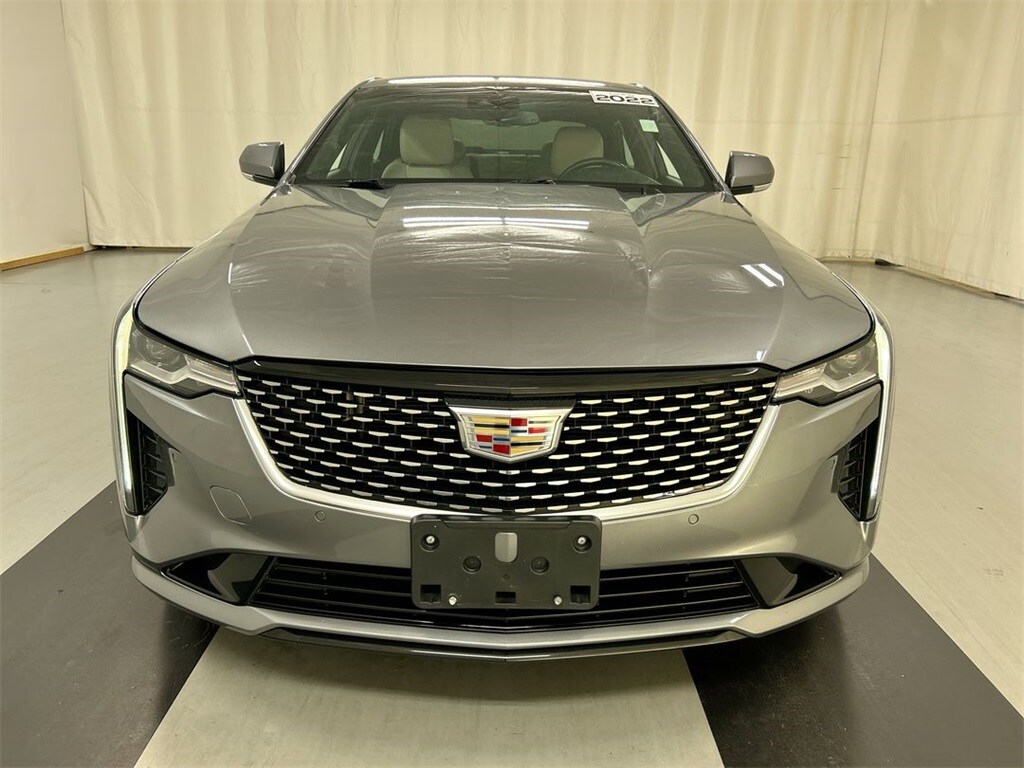 2022 Cadillac CT4 Premium Luxury photo 3