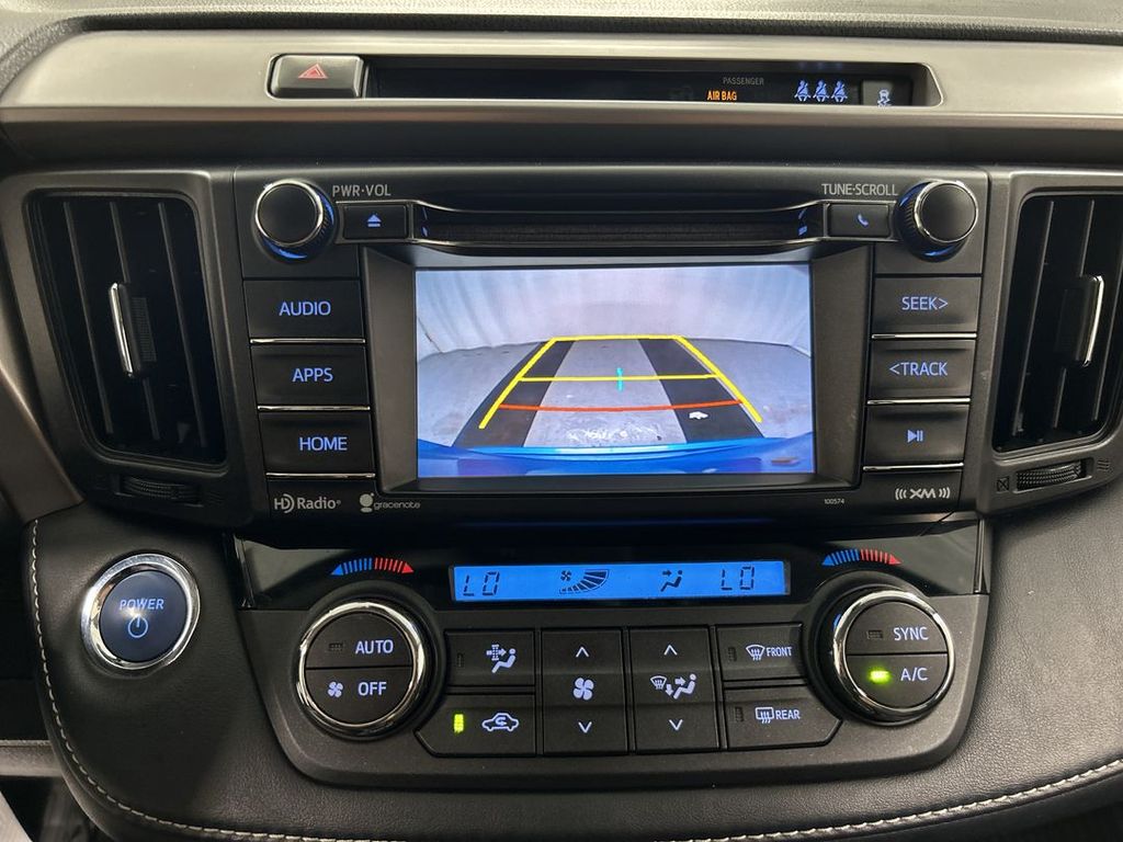 2017 Toyota RAV4 XLE - Photo 15