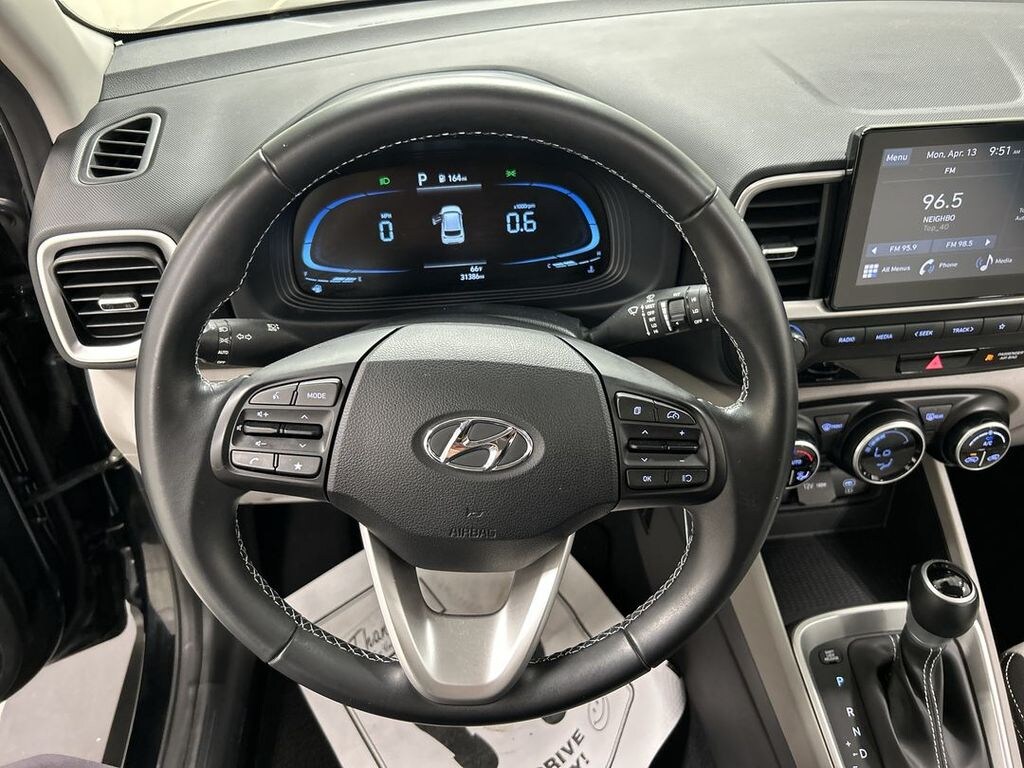 Used 2023 Hyundai Venue SEL SUV
