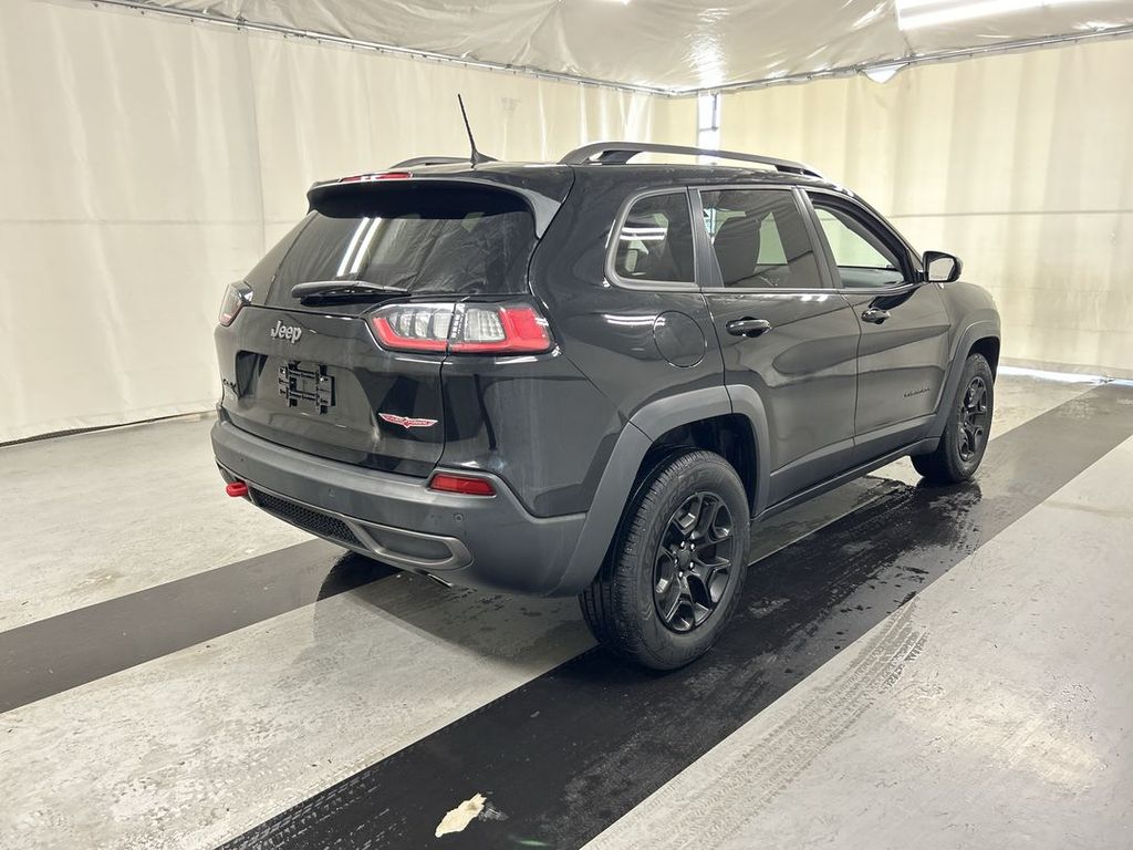 Used 2019 Jeep Cherokee Trailhawk with VIN 1C4PJMBX5KD121146 for sale in Cicero, NY