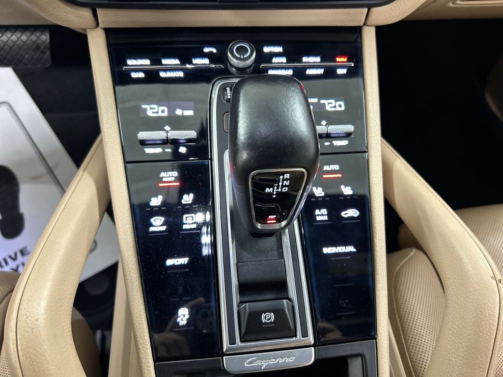2019 Porsche Cayenne Base - Photo 17
