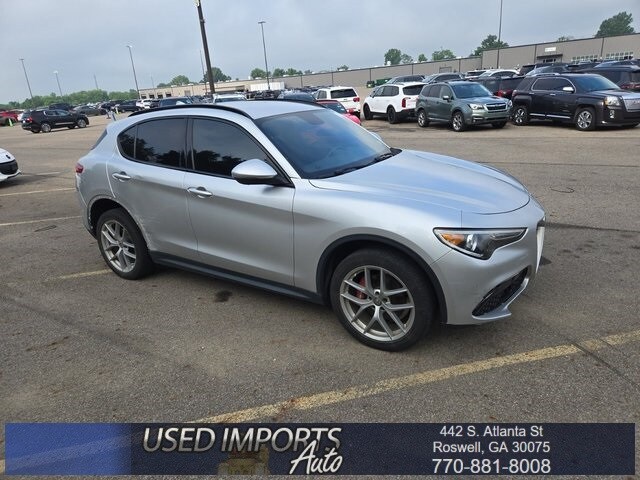 2019 Alfa Romeo Stelvio Ti Sport photo 4