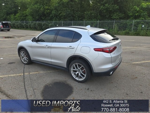 2019 Alfa Romeo Stelvio Ti Sport photo 2