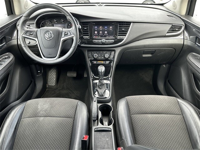 2022 Buick Encore Preferred photo 2