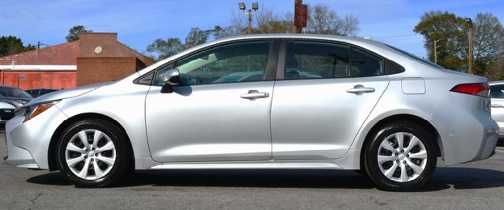 Used 2025 Toyota Corolla LE Sedan