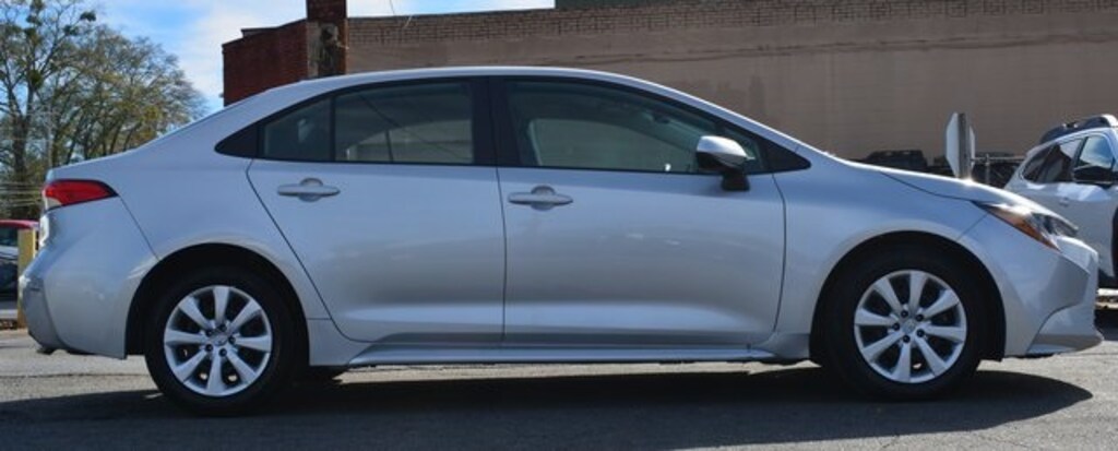 Used 2025 Toyota Corolla LE Sedan