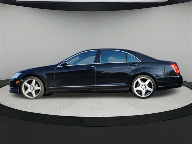 2011 Mercedes Benz S 550 photo 3