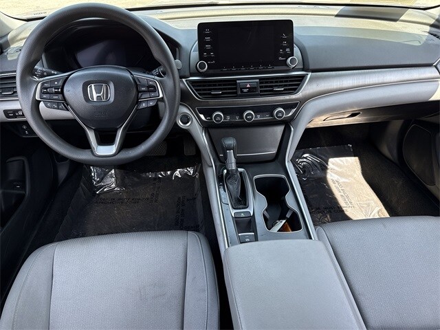 2020 Honda Accord LX 1.5T photo 2