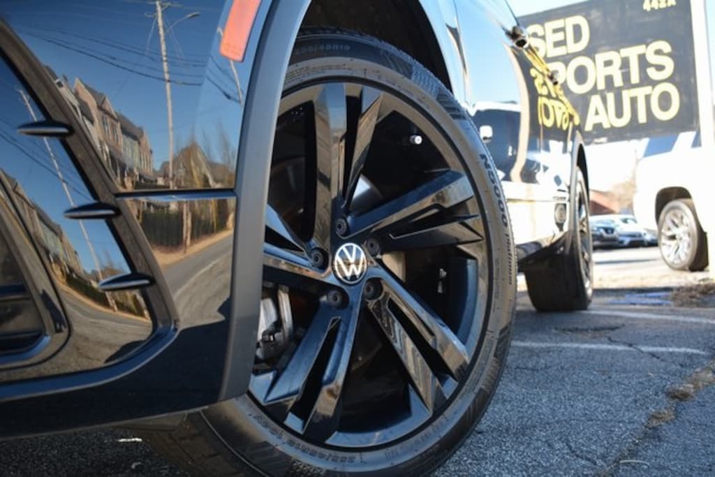 Used 2024 Volkswagen Tiguan 2.0T SE R-Line Black SUV