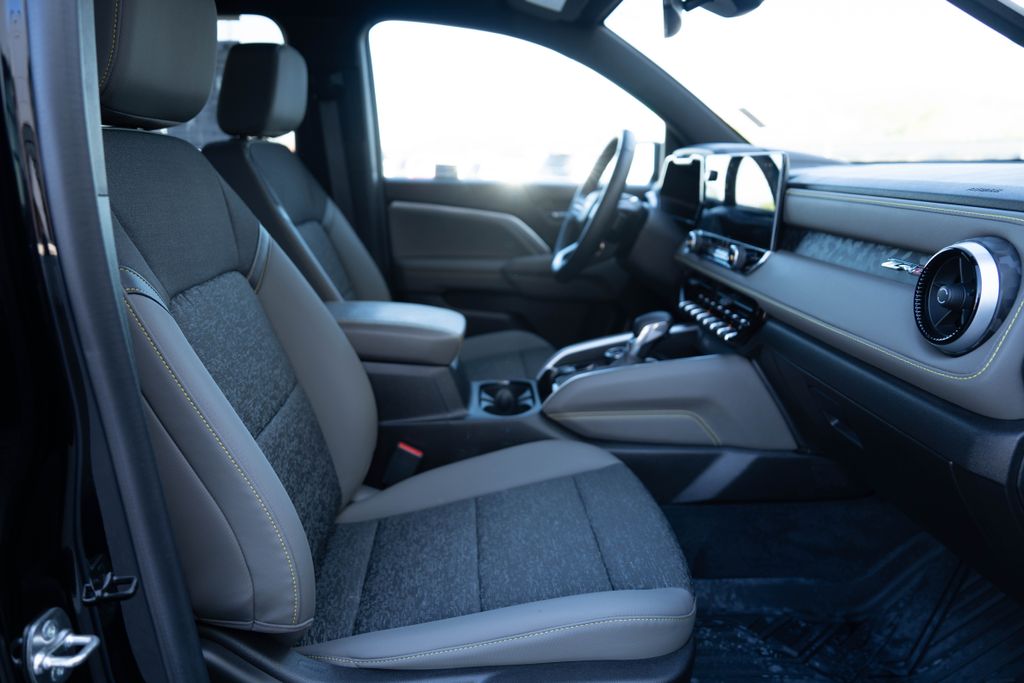 2024 Chevrolet Colorado ZR2 - Photo 20