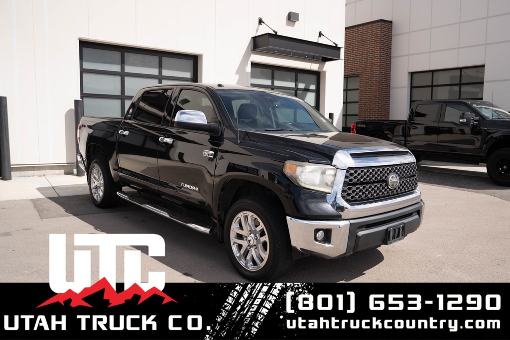 2019 Toyota Tundra SR5 5.7L 4WD FFV Crew Max Short Bed's photo