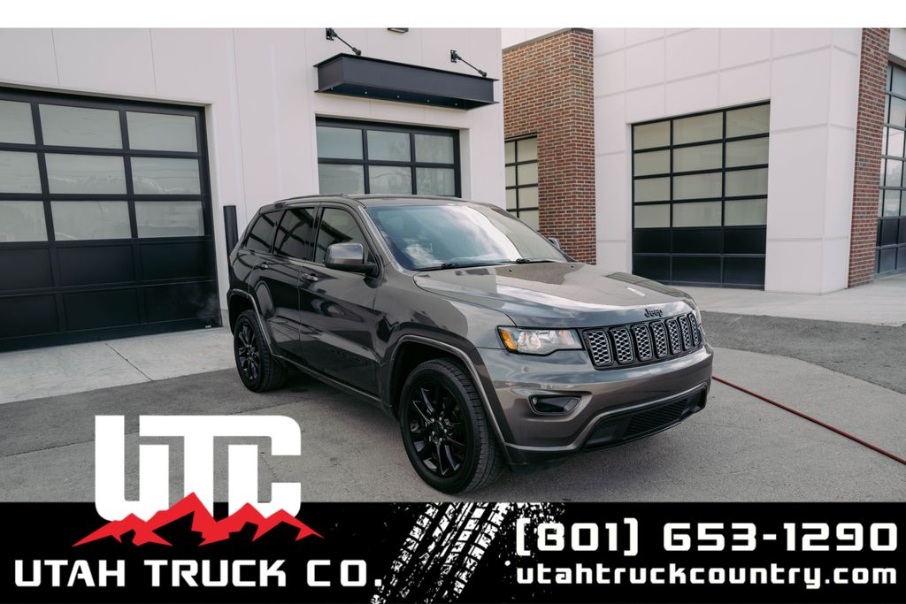 2020 Jeep Grand Cherokee Altitude
