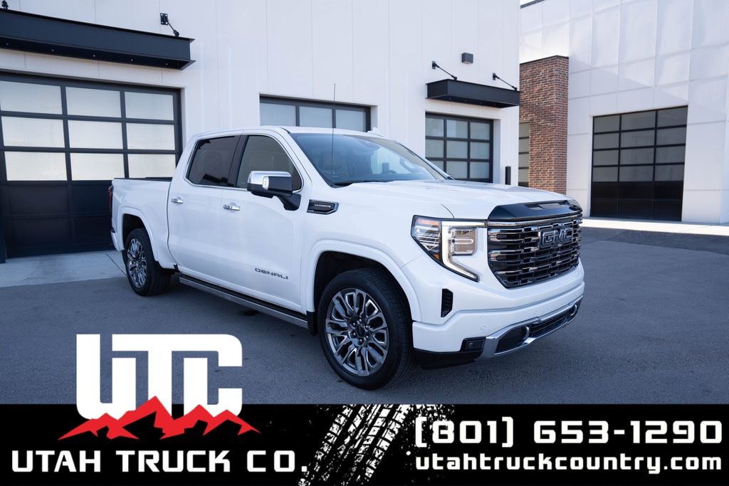 2025 GMC Sierra Denali Ultimate 4WD Crew Cab Short Box's photo