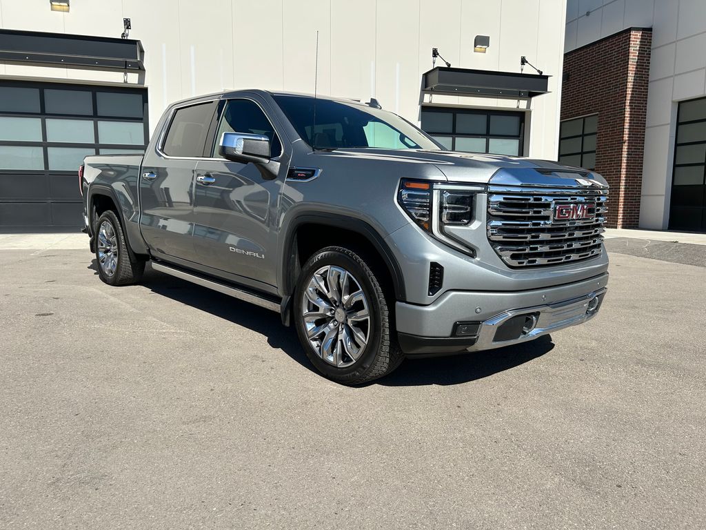 2024 GMC Sierra Denali 4WD Crew Cab Short Box's photo