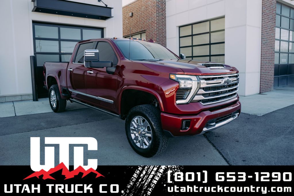 2024 Chevrolet Silverado HD High Country's photo