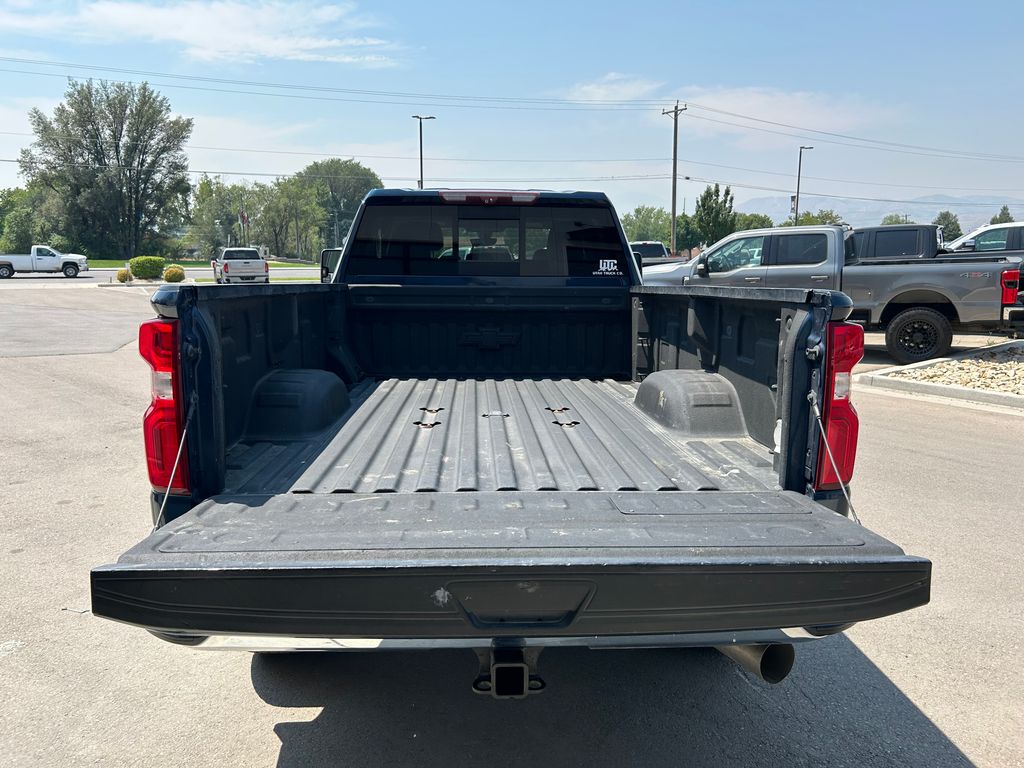 2020 Chevrolet Silverado 3500HD LTZ - Photo 7