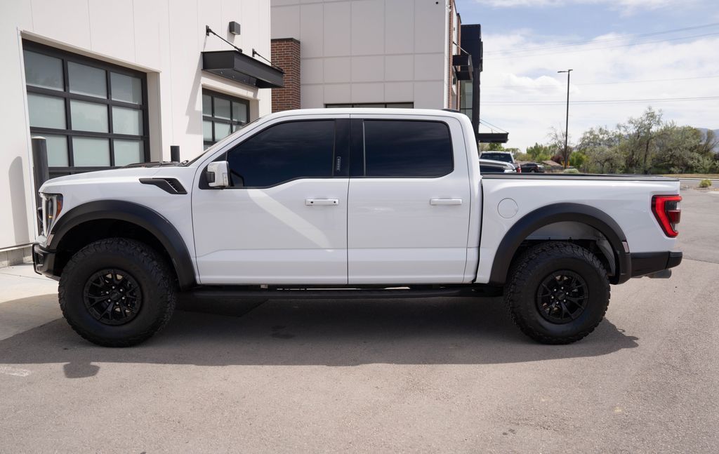 2023 Ford F-150 Raptor - Photo 6