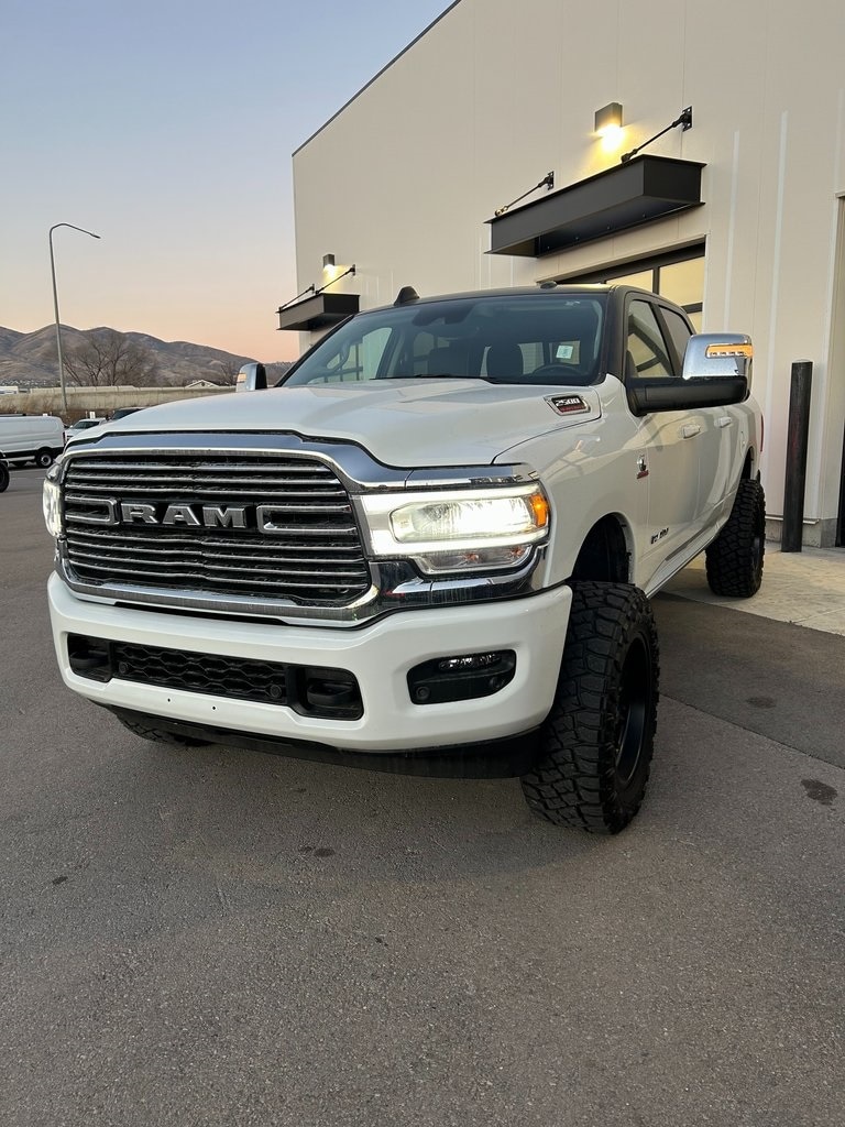 2024 RAM Ram 2500 Pickup Laramie's photo