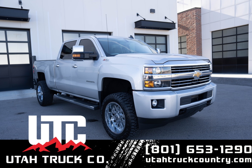 2016 Chevrolet Silverado HD LTZ 4WD Crew Cab Standard Box's photo