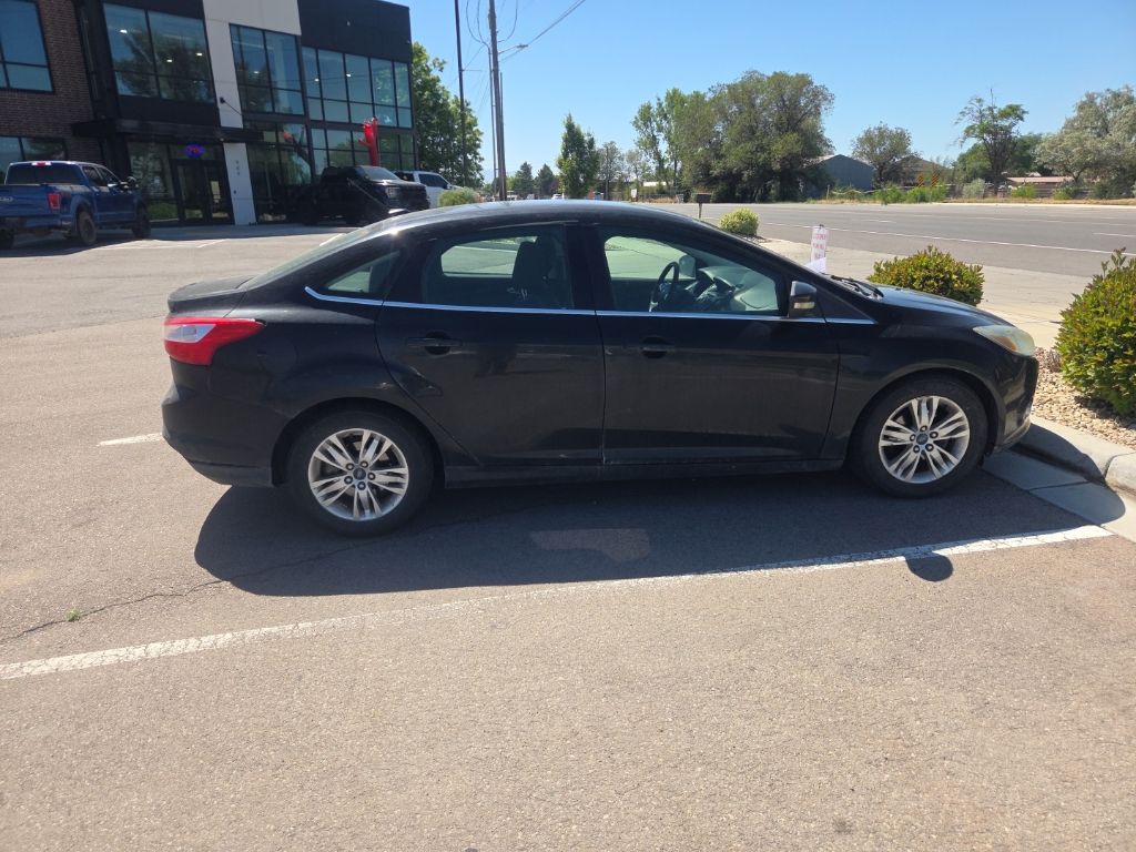 2012 Ford Focus Sedan SEL's photo