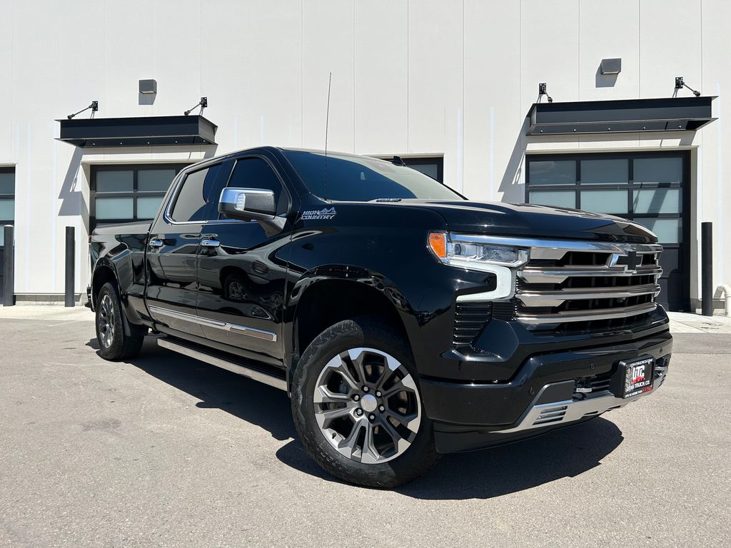 2022 Chevrolet Silverado 1500 High Country 4WD Crew Cab Short Box's photo