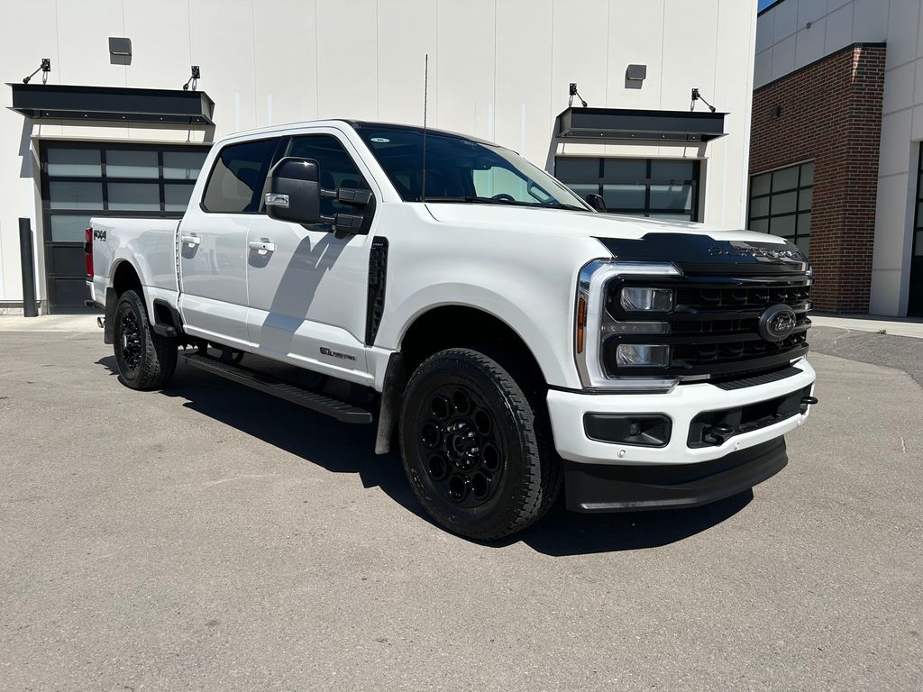 2024 Ford F-350 Lariat 4x4 Crew Cab 160 in SRW's photo