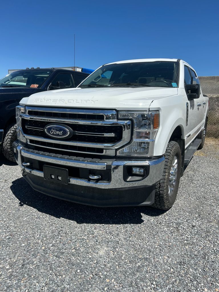 2020 Ford F-350 Lariat 4x4 Crew Cab 176 in SRW's photo