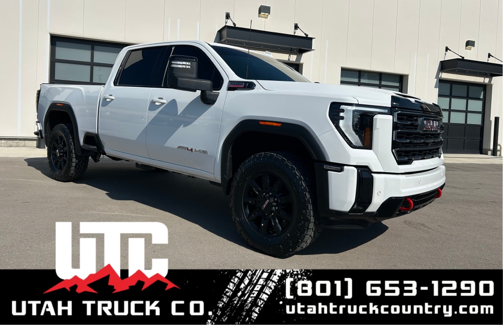 2025 GMC Sierra 2500HD AT4