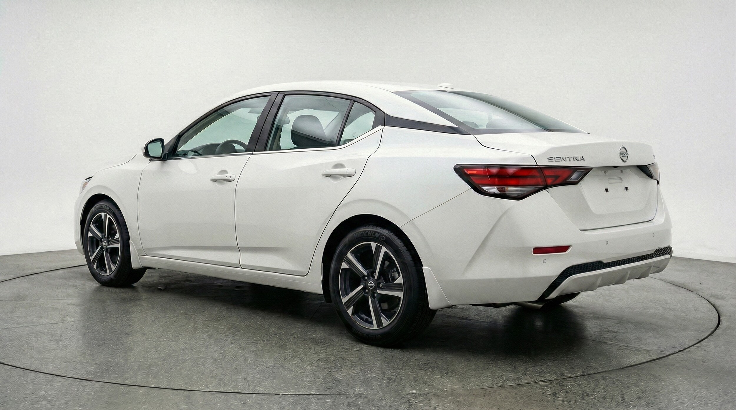 Thumbnail: 2025 Nissan Sentra - 5