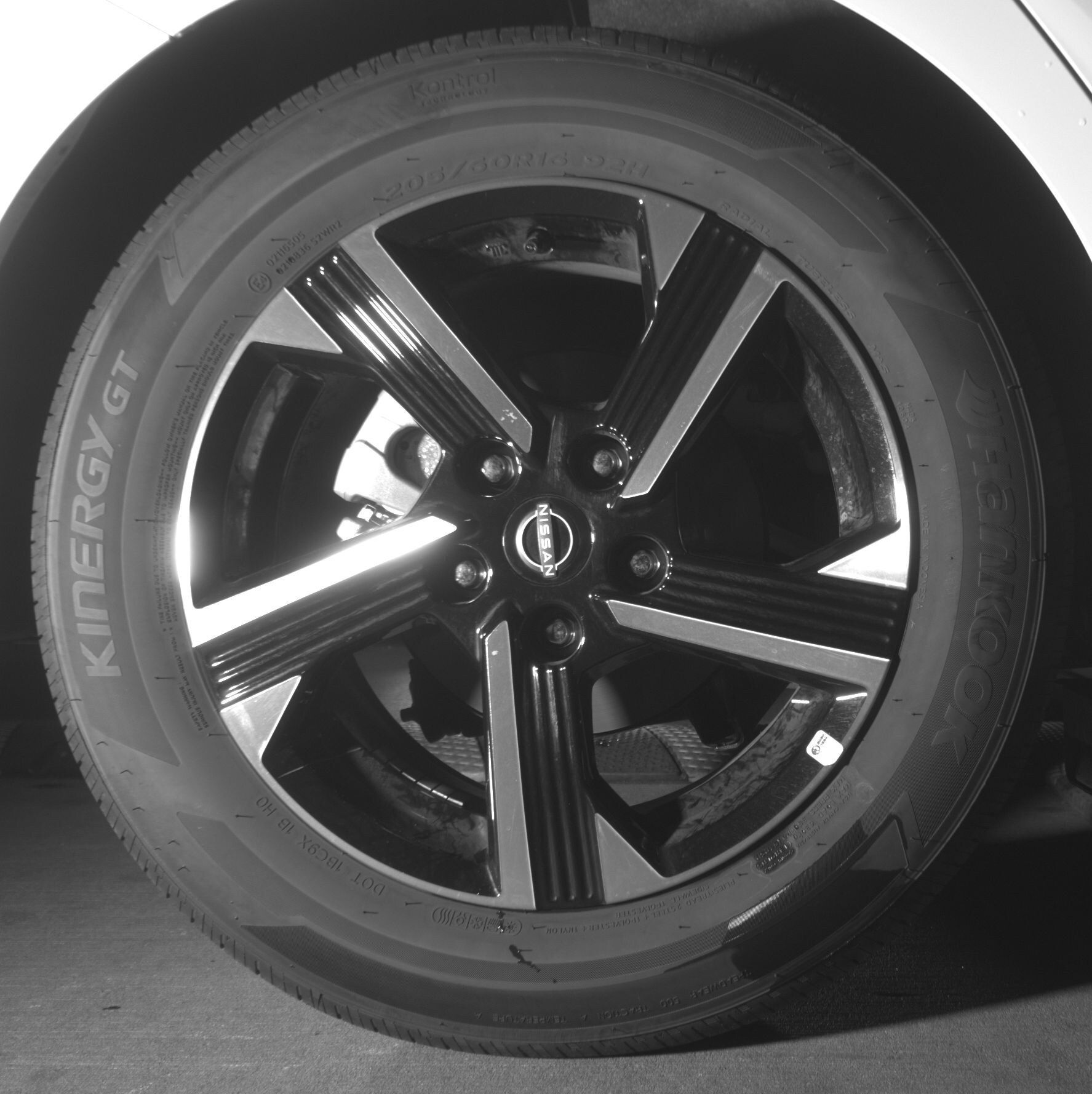 Thumbnail: 2025 Nissan Sentra - 12