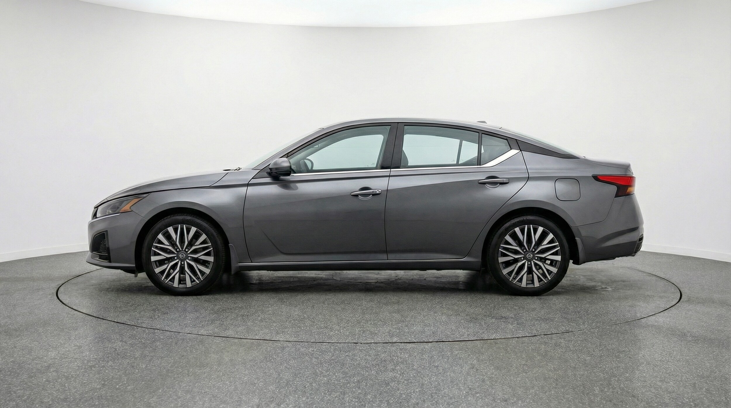 Thumbnail: 2025 Nissan Altima - 4