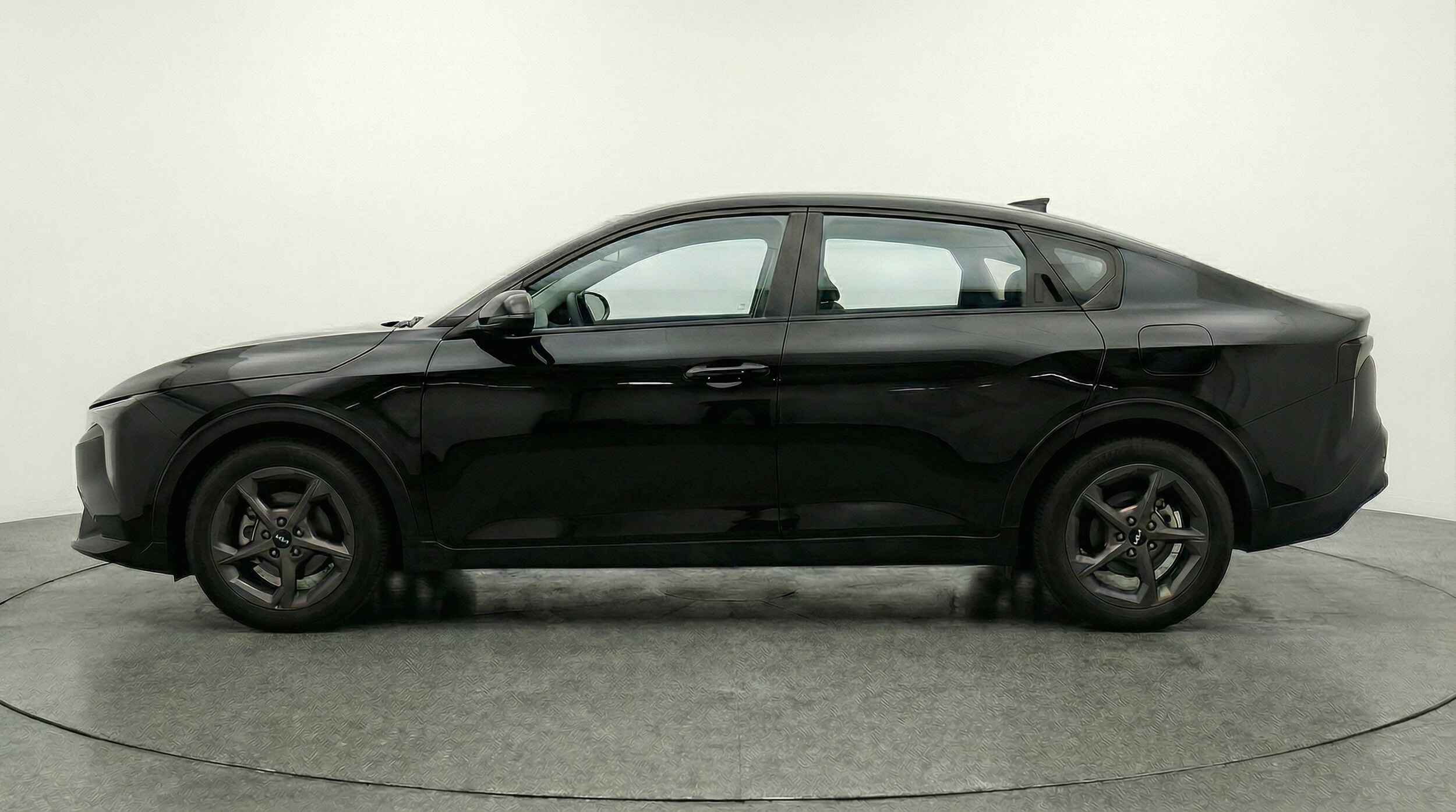 Thumbnail: 2025 Kia K4 - 4