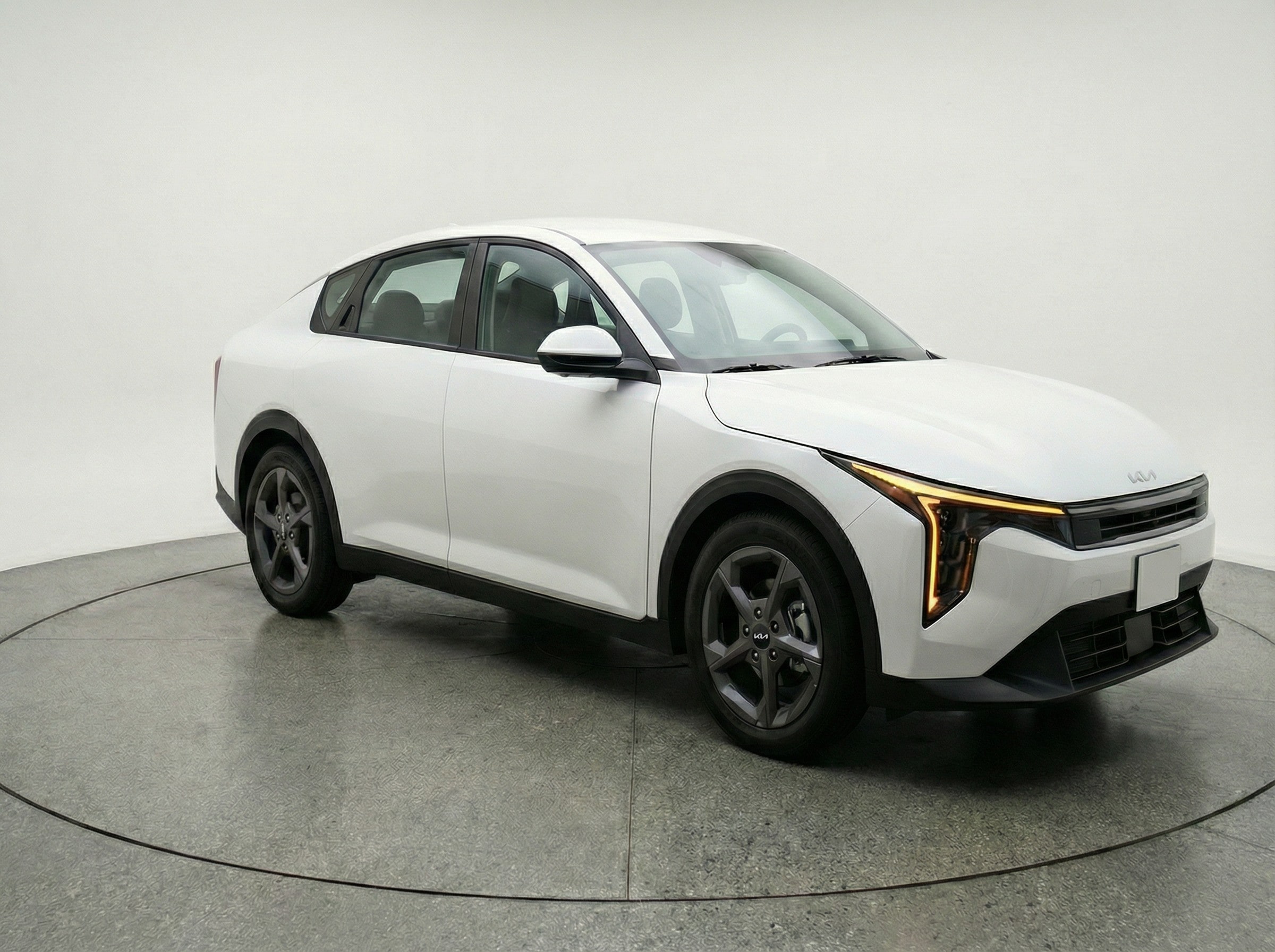 Thumbnail: 2025 Kia K4 - 1