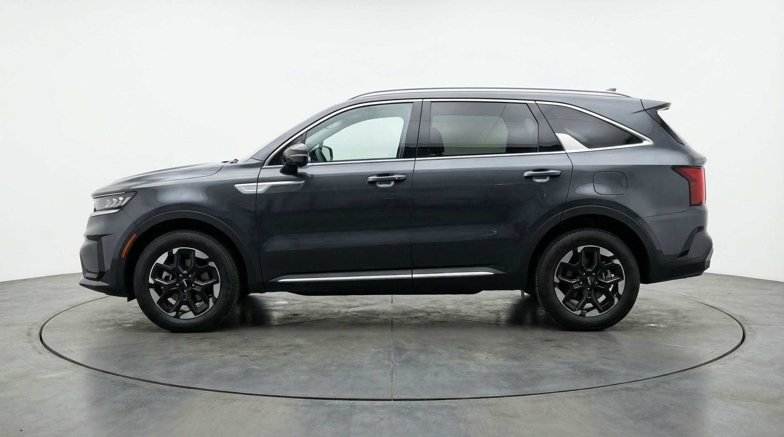 Thumbnail: 2024 Kia Sorento - 4