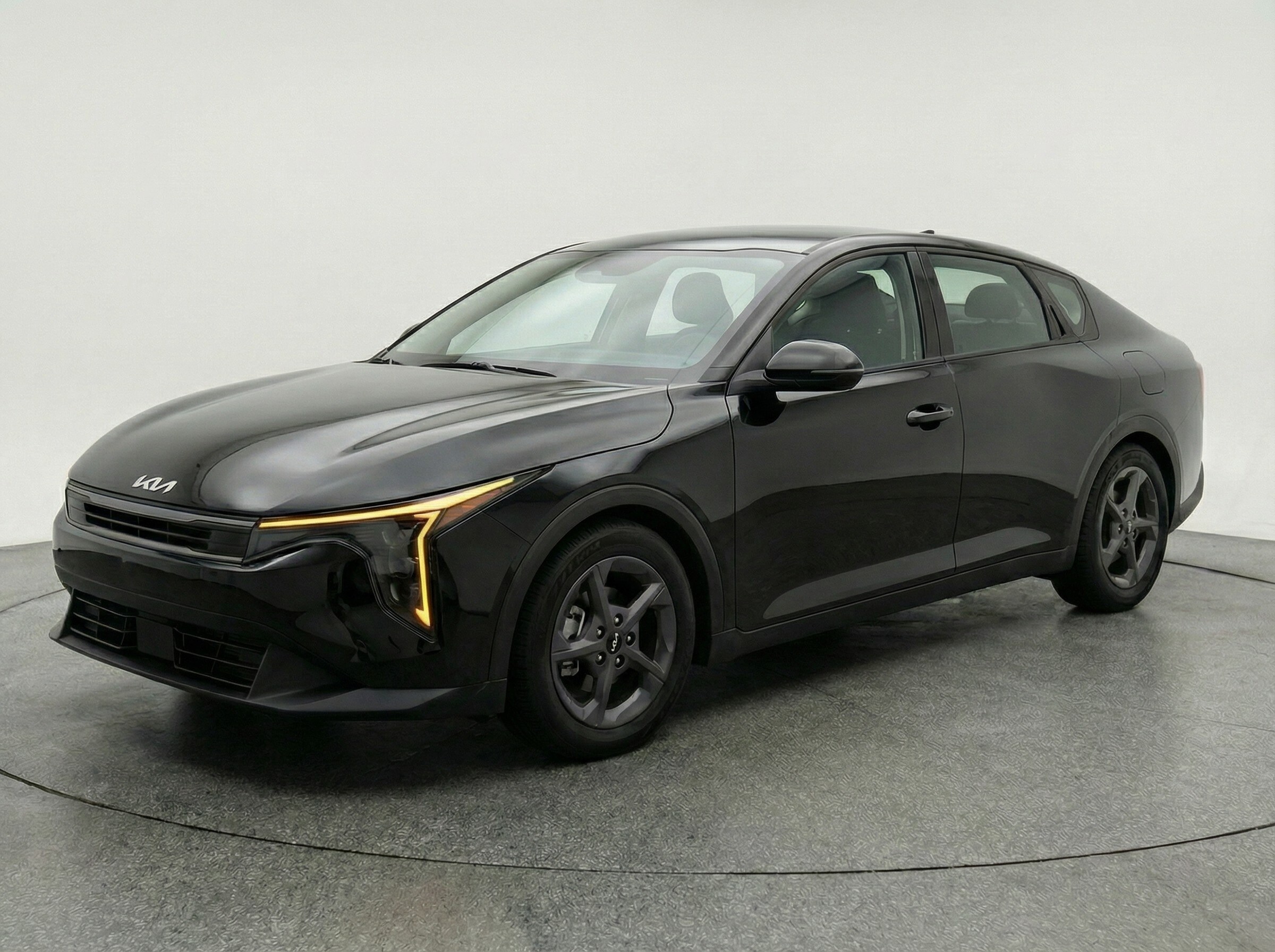 Thumbnail: 2025 Kia K4 - 3