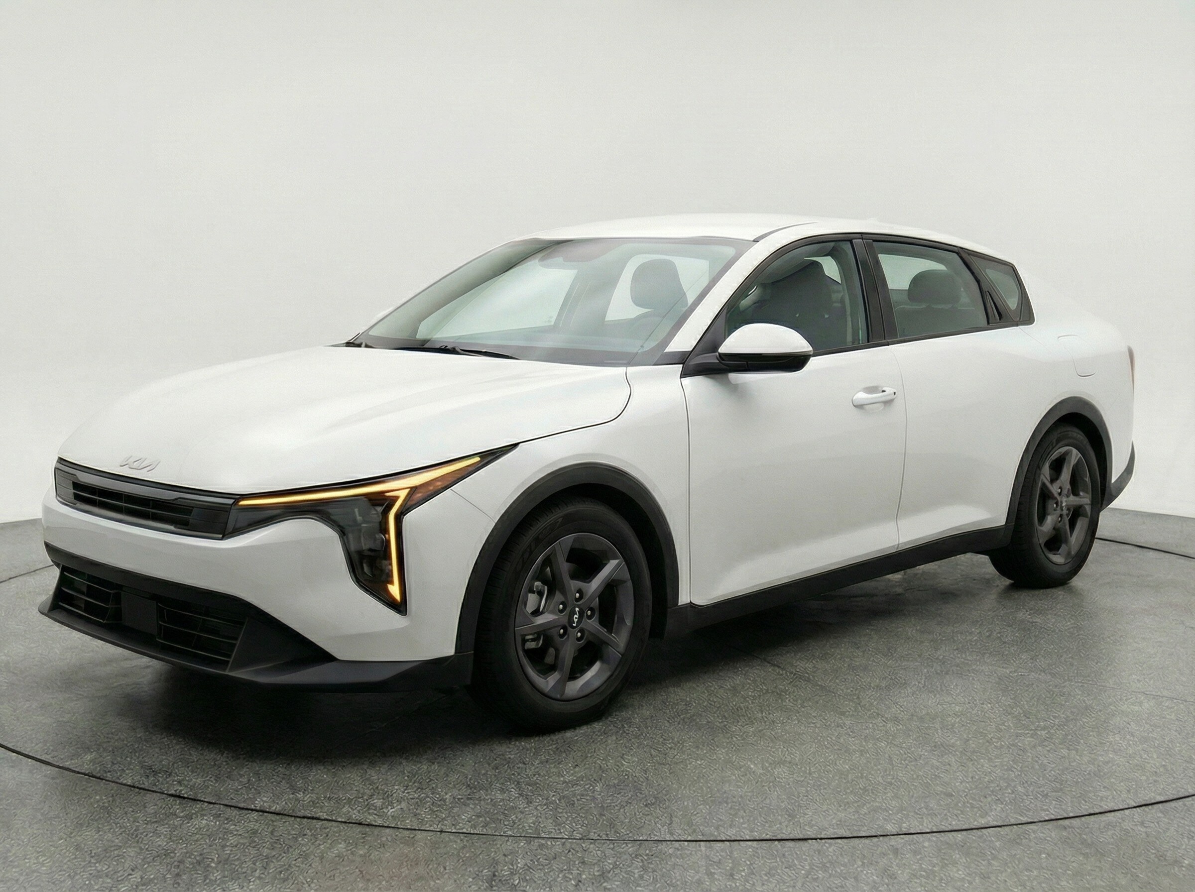 Thumbnail: 2025 Kia K4 - 3