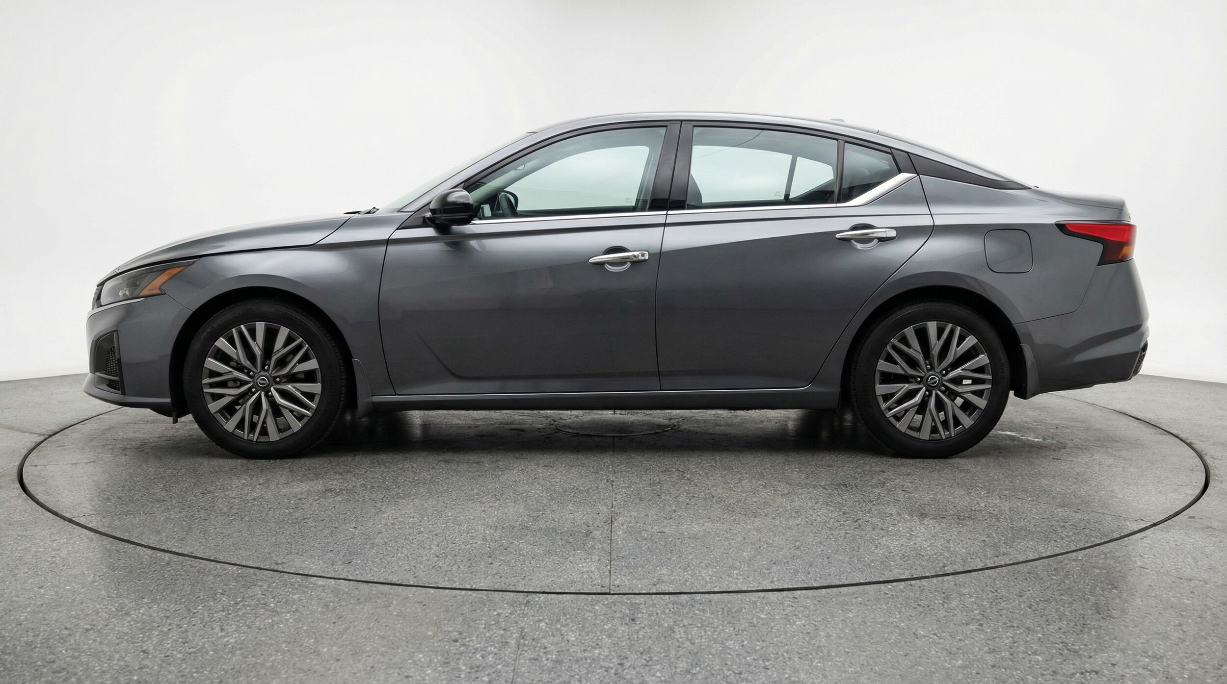 Thumbnail: 2025 Nissan Altima - 4