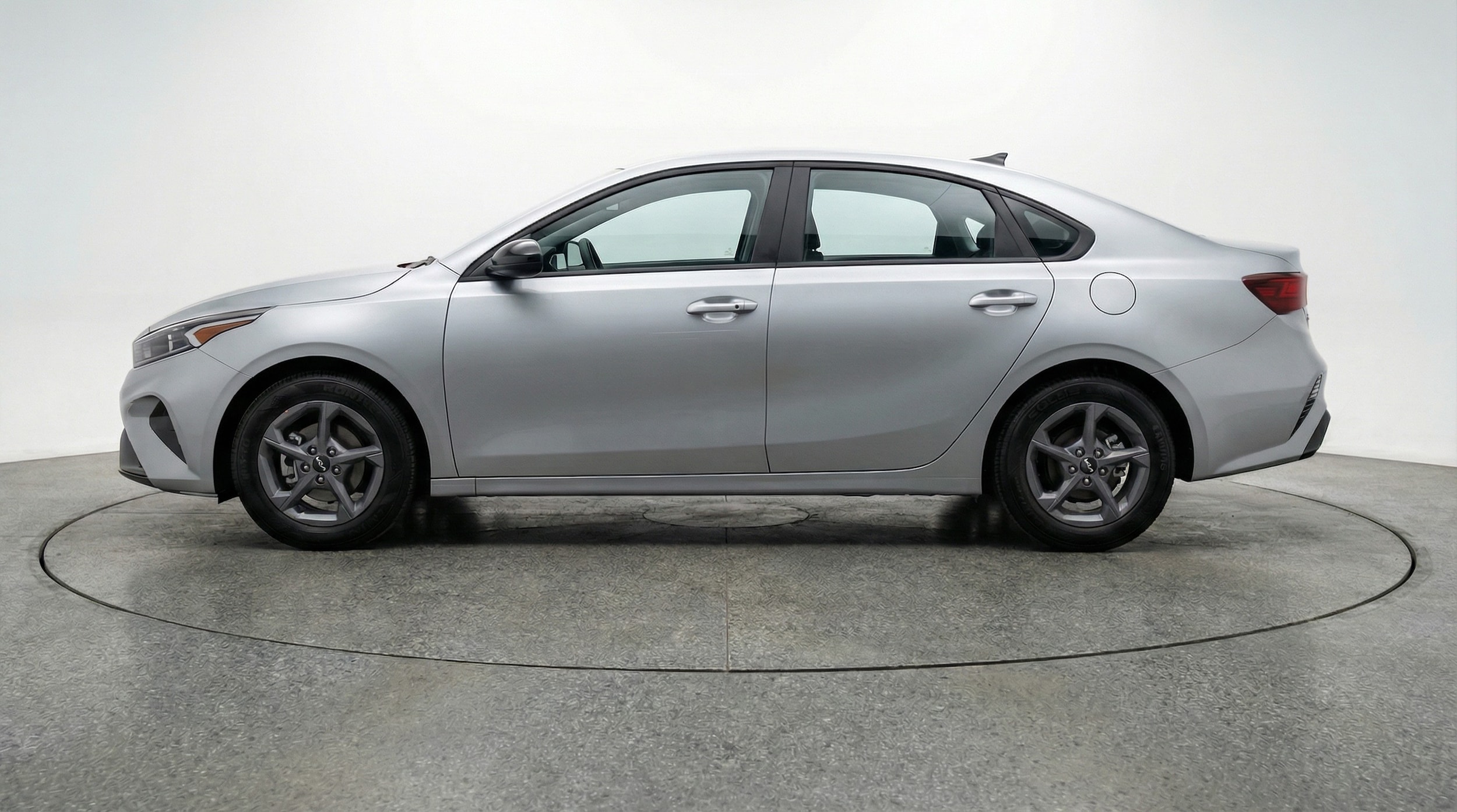 Thumbnail: 2025 Kia K4 - 4