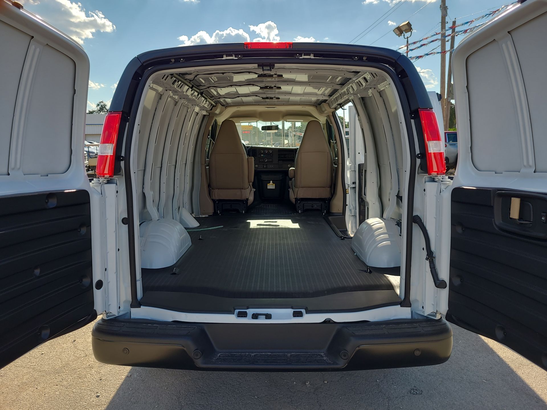 2025 Chevrolet Express Cargo Work Van - Photo 87