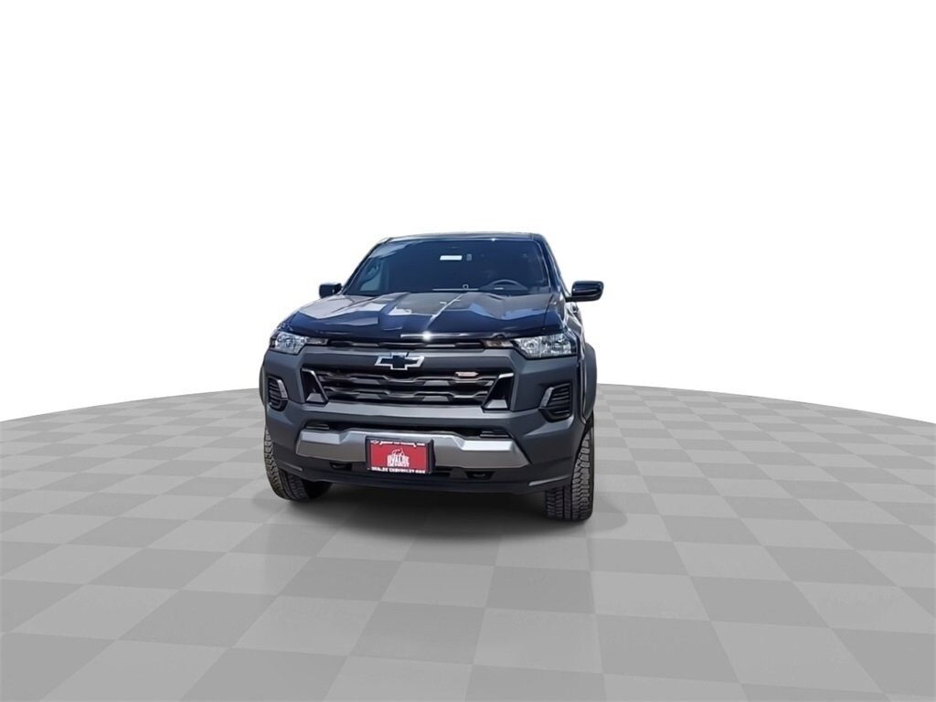 2026 Chevrolet Colorado Trail Boss photo 3