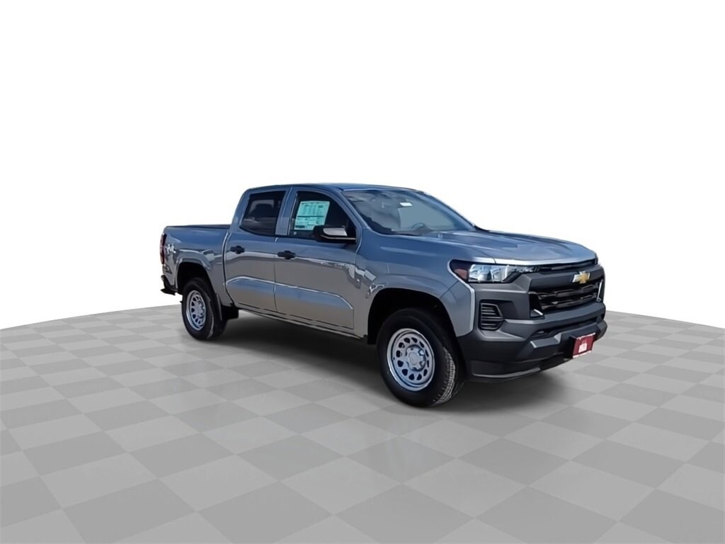 2026 Chevrolet Colorado Work Truck photo 2