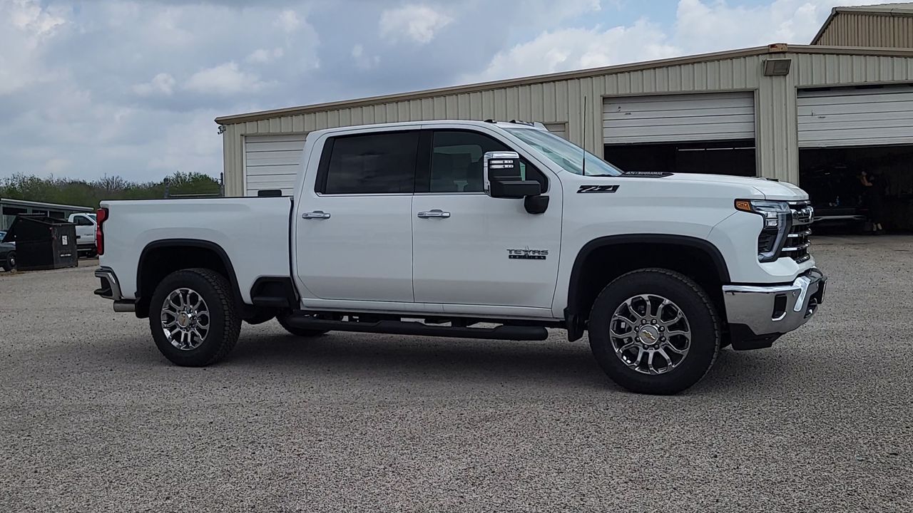 2026 Chevrolet Silverado 2500 HD LTZ - Photo 69