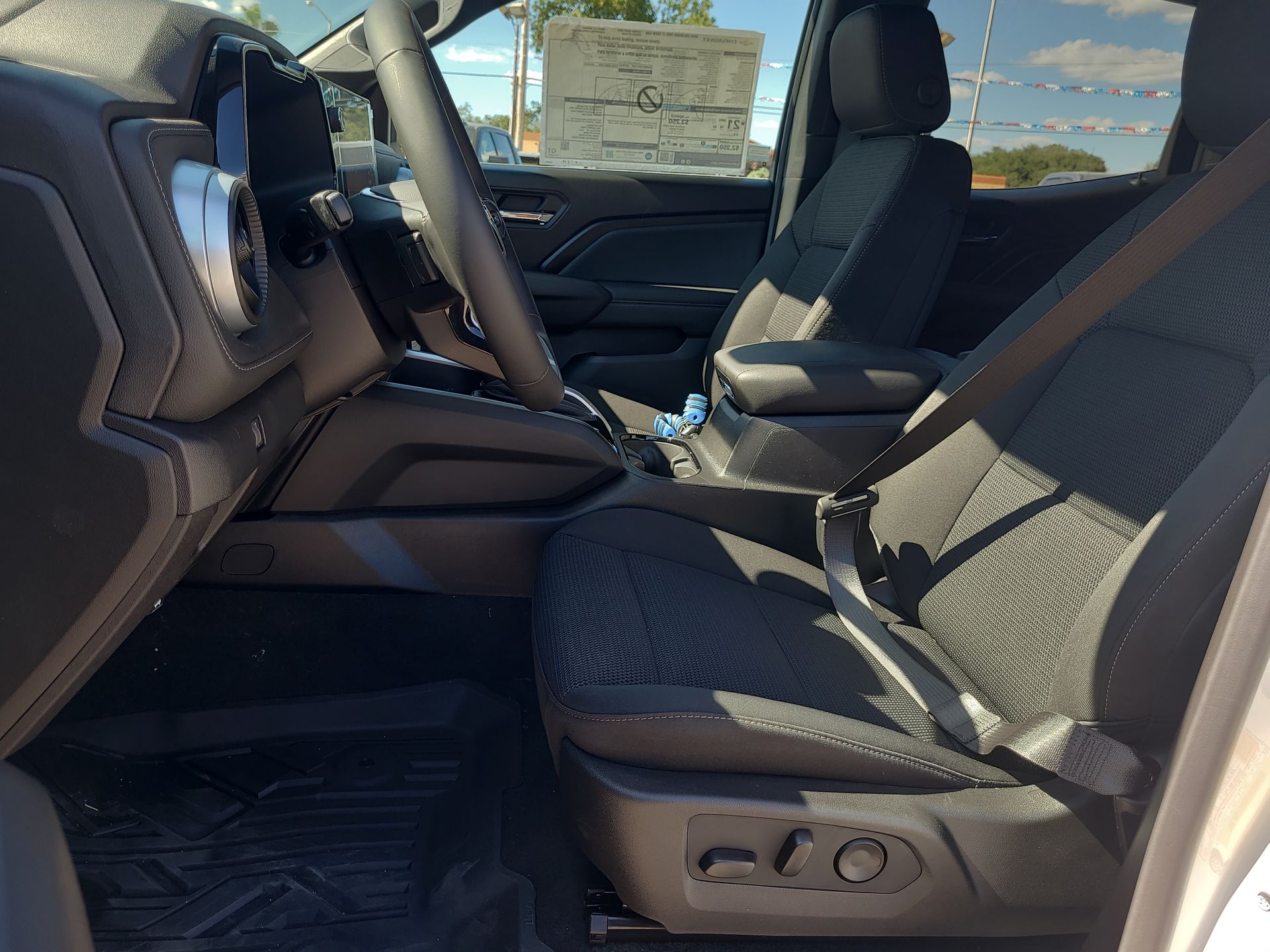 2026 Chevrolet Colorado LT - Photo 80